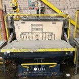 Clam shell die cutter